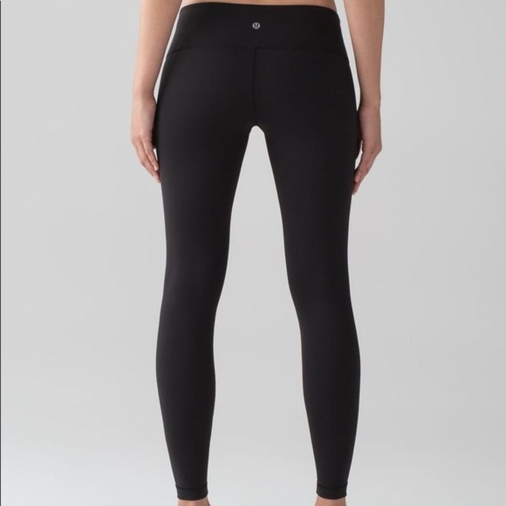 Lululemon Wunder Under leggings BAG INCLUDED